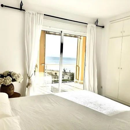 Apartamento Luxury Beachfront - 4 Double 3 Bathrooms *