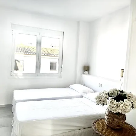 Apartman Luxury Beachfront - 4 Double 3 Bathrooms *