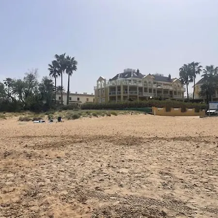 Luxury Beachfront - 4 Double 3 Bathrooms Apartman *